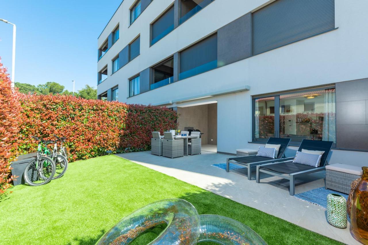 Luxury New Apartment With Private Garden Near The Beach! Poreč Buitenkant foto